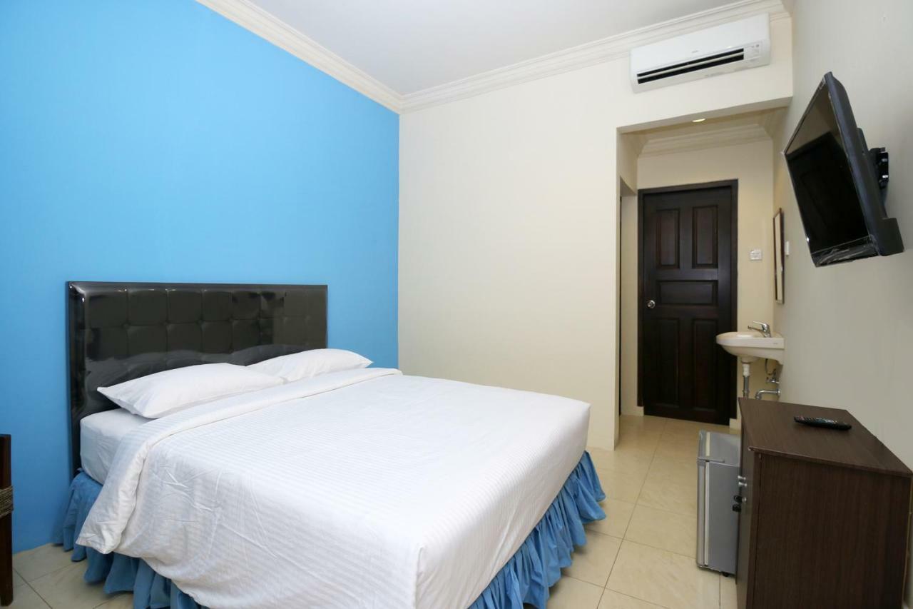 Safina Inn Syariah Sekupang Batam Ngoại thất bức ảnh