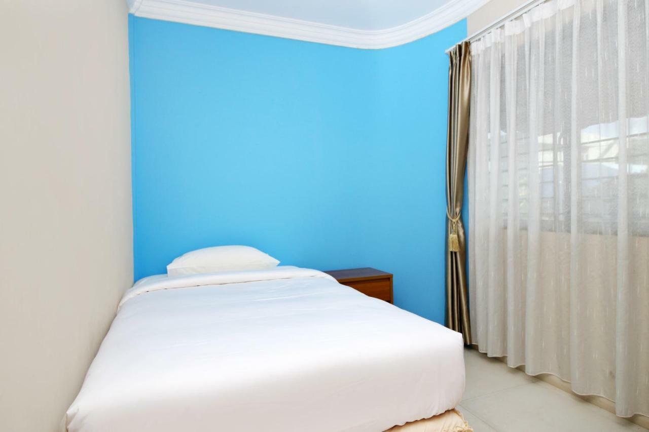 Safina Inn Syariah Sekupang Batam Ngoại thất bức ảnh