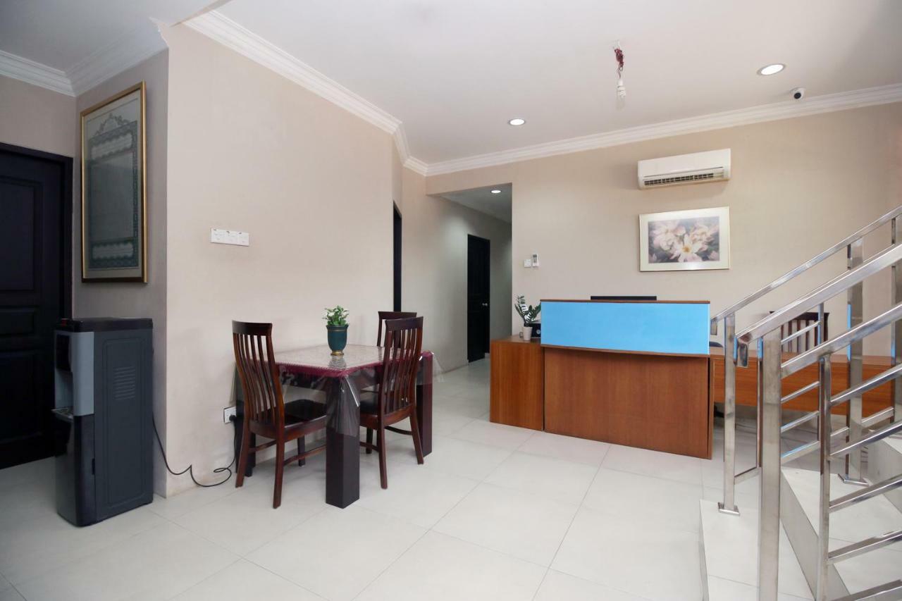 Safina Inn Syariah Sekupang Batam Ngoại thất bức ảnh