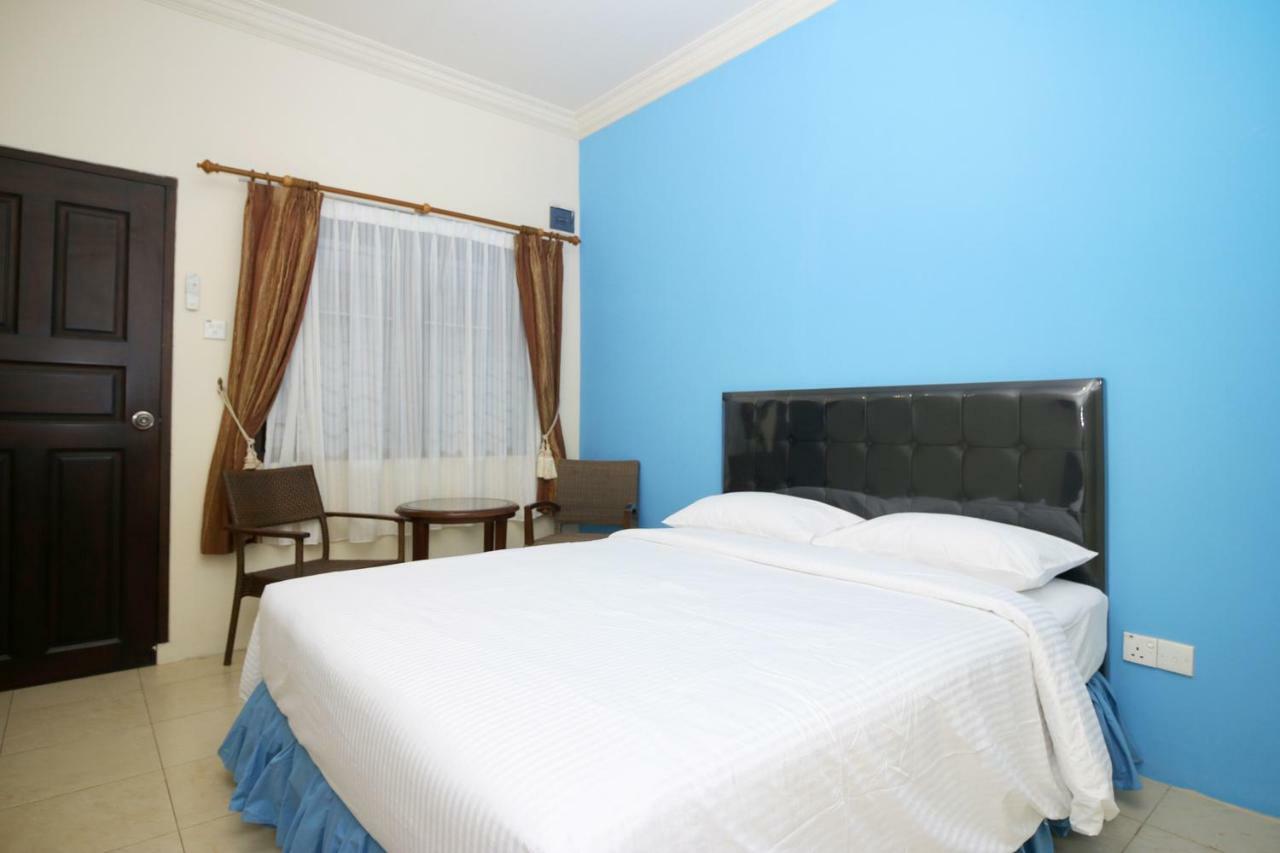 Safina Inn Syariah Sekupang Batam Ngoại thất bức ảnh