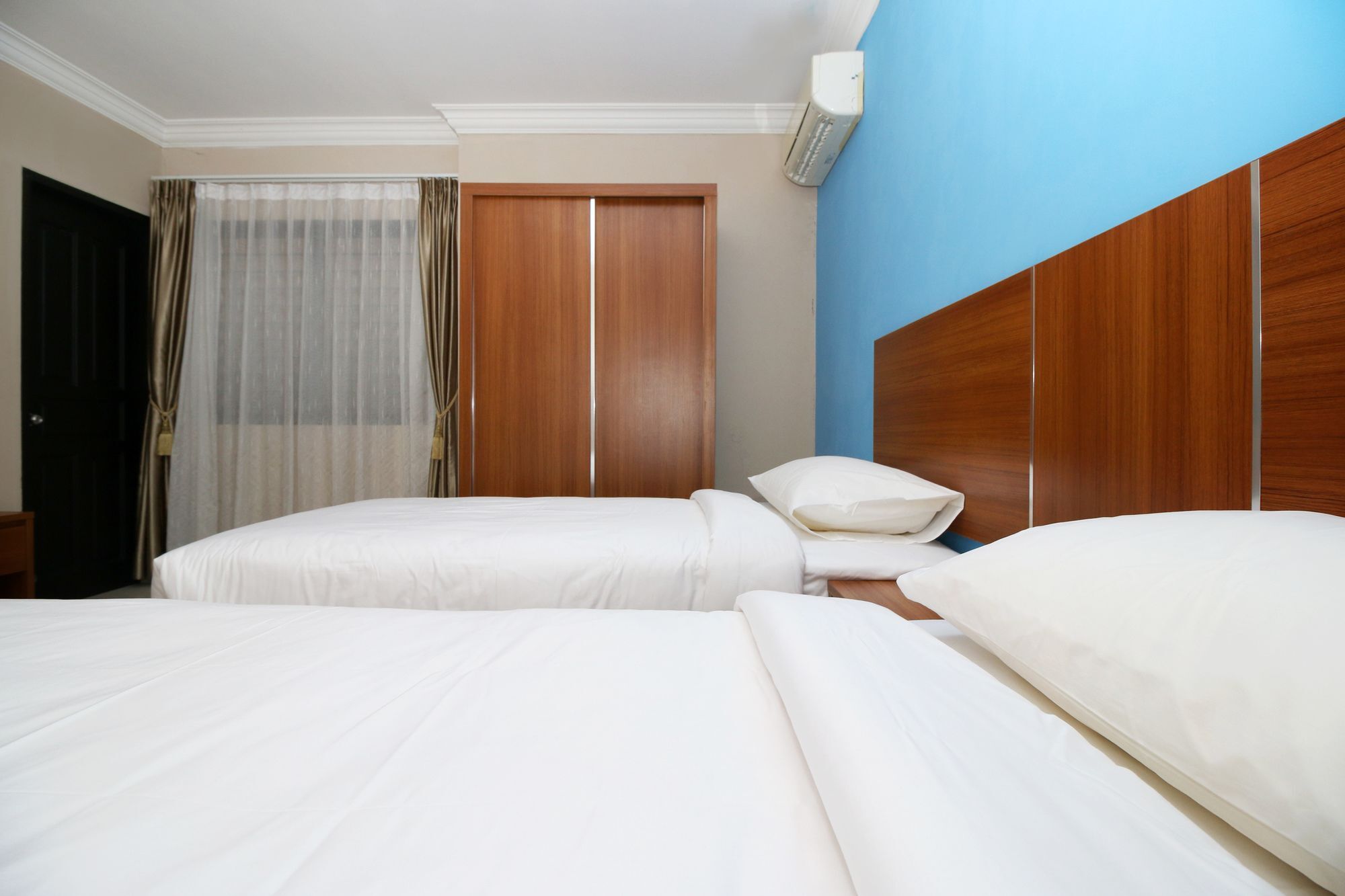 Safina Inn Syariah Sekupang Batam Ngoại thất bức ảnh